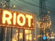 Riot stock rises ahead of earnings as a risky pattern emerges