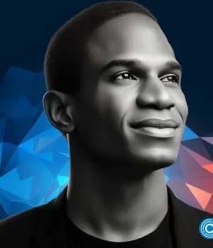 crypto-news-Arthur-Hayes-portrait07.webp