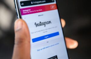 UK Weighs Under-16 Social Media Ban for 2027