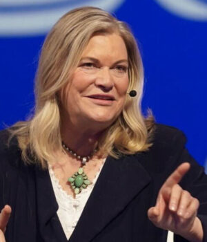US-Senator-Cynthia-Lummis-Discusses-Bitcoin-Reserve-Stablecoin-Legislation-and-Market-Structure-Bill.jpeg