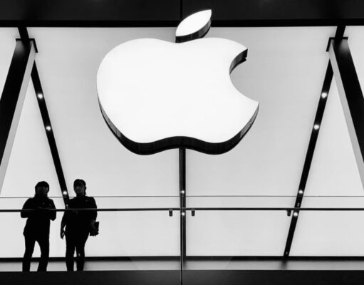 Apple Sued After Alleged Fake Crypto Wallet App Cost Users $1.8 Million