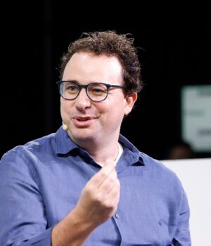 Dario_Amodei_at_TechCrunch_Disrupt_2023_01.jpg