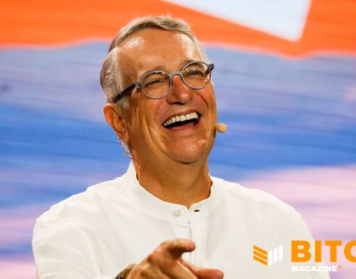 Billionaire Ricardo Salinas Tells People To Escape Fiat