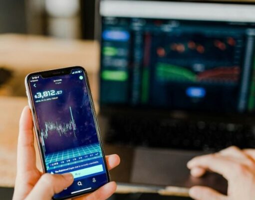 UK Fintech Investment Falls to Decade Low
